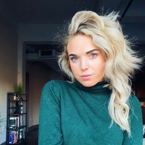 Meet your Posher, Gina